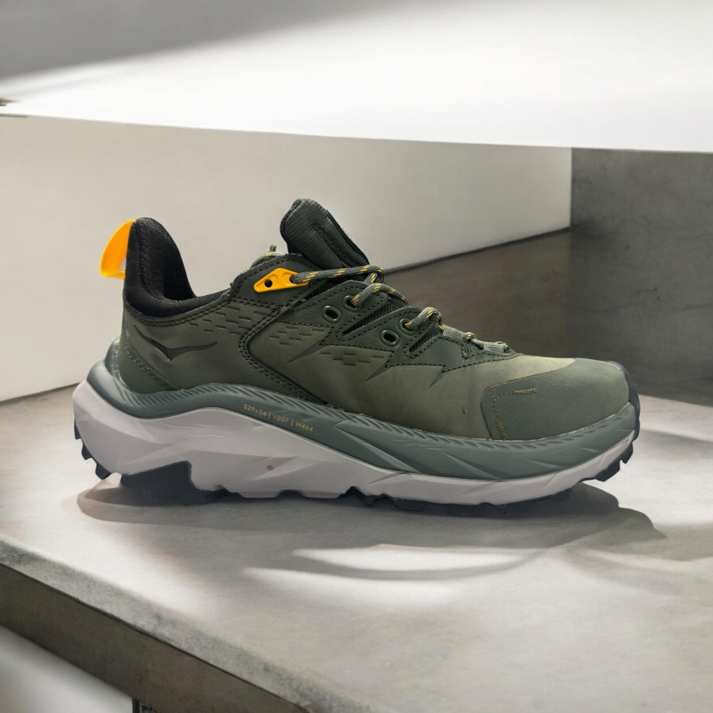 Hoka One One M Kaha 2 Low • Radiant Yellow