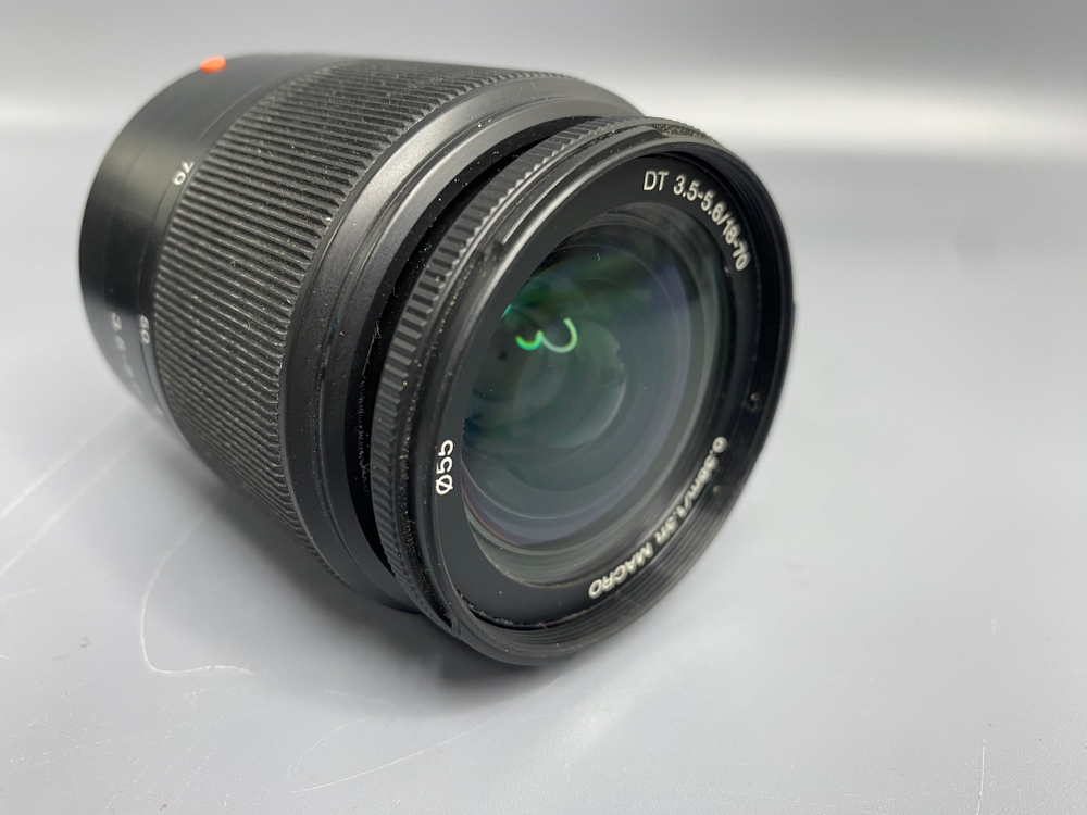 Sony A300 Kit 18-70mm 3.5-5.6