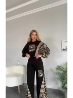 костюм со стразами