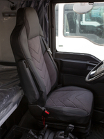 Чехлы Люкс Sitrak MAX; SITRAK C7H с 2024 г (экокожа, черный, серая вставка)