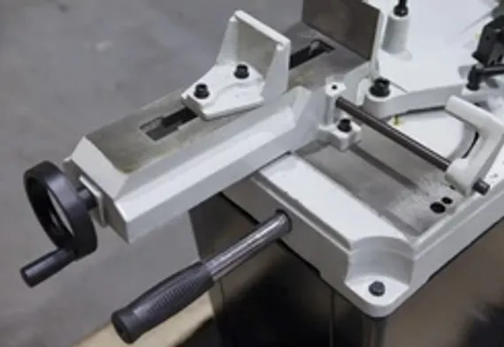 Ленточнопильный станок с гидрозагрузкой Stalex BS-170G