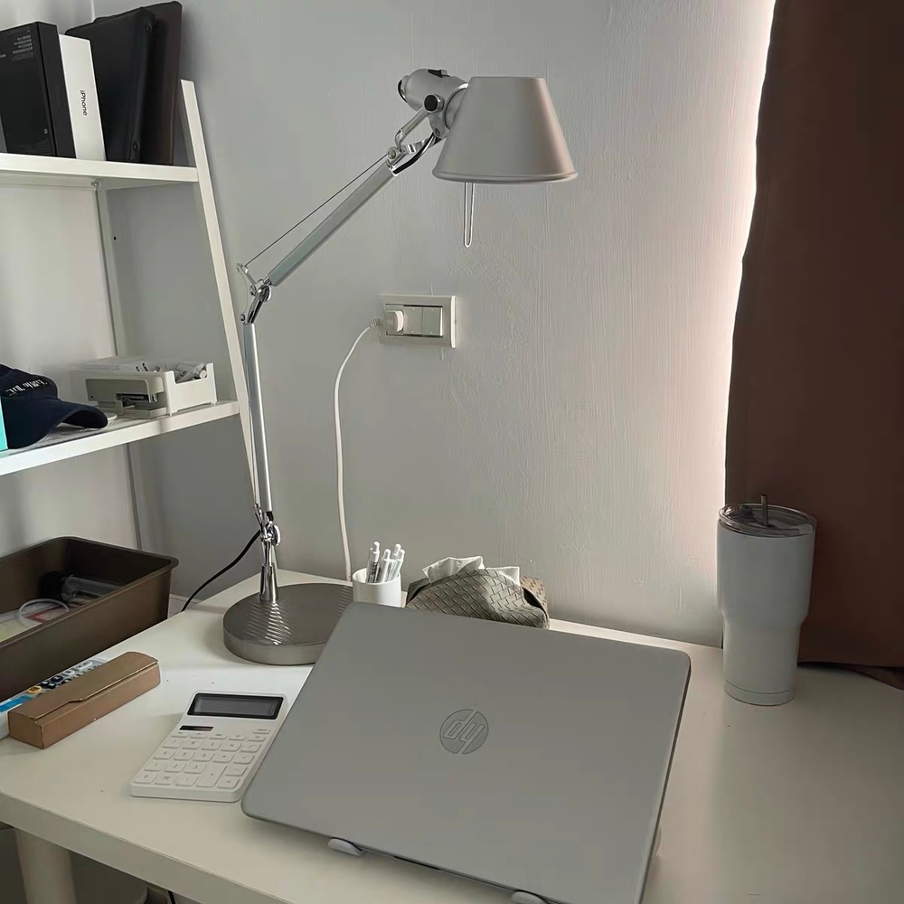 Table design lamp Tolomeo Micro by Artemide