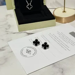 Серьги VAN CLEEF & ARPELS Vintage Alhambra