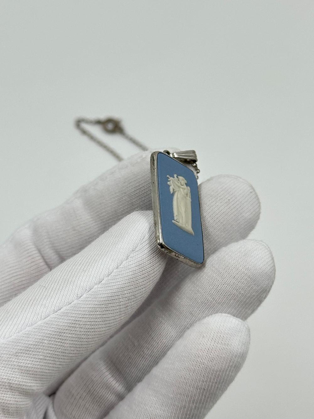 Кулон Wedgwood голубой