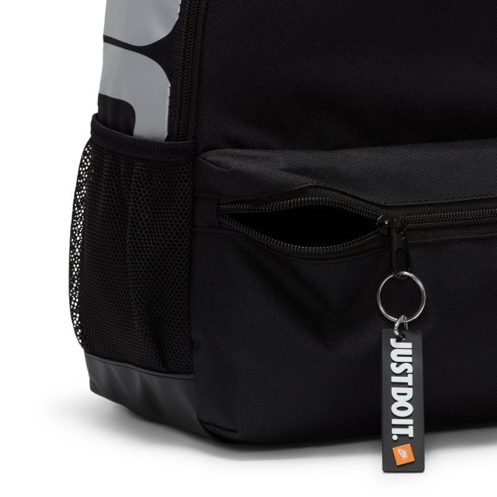 Рюкзак теннисный Plecak Nike Brasilia JDI Mini Backpack - black/metallic silver