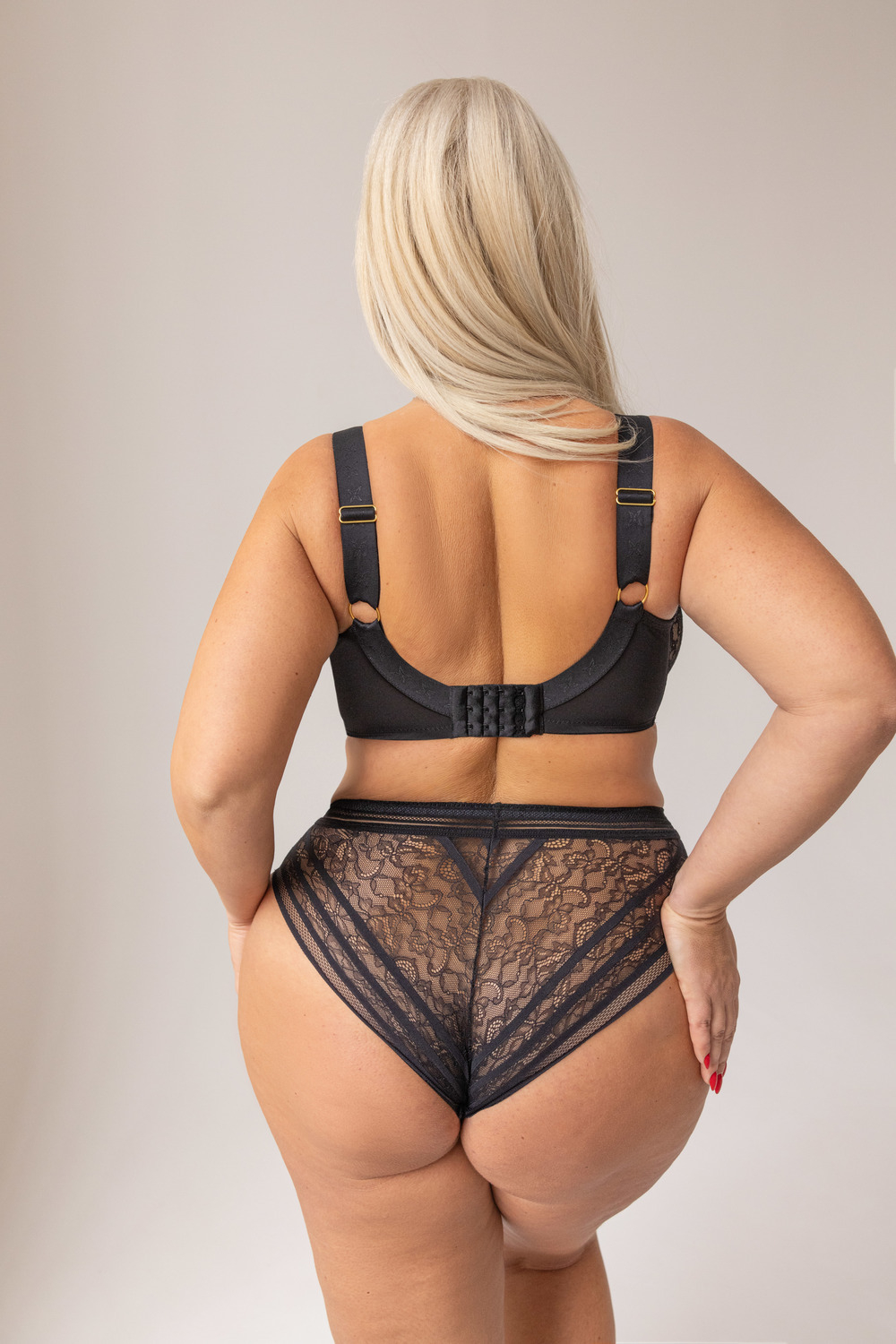 Бюстгальтер Kris Line Hypnotic Soft Lase (черный)