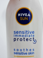 Солнцезащитный лосьон Nivea Sun Sensitive, SPF 30, с маслом жожоба, соком алоэ и витамином Е, 200 мл (Германия)