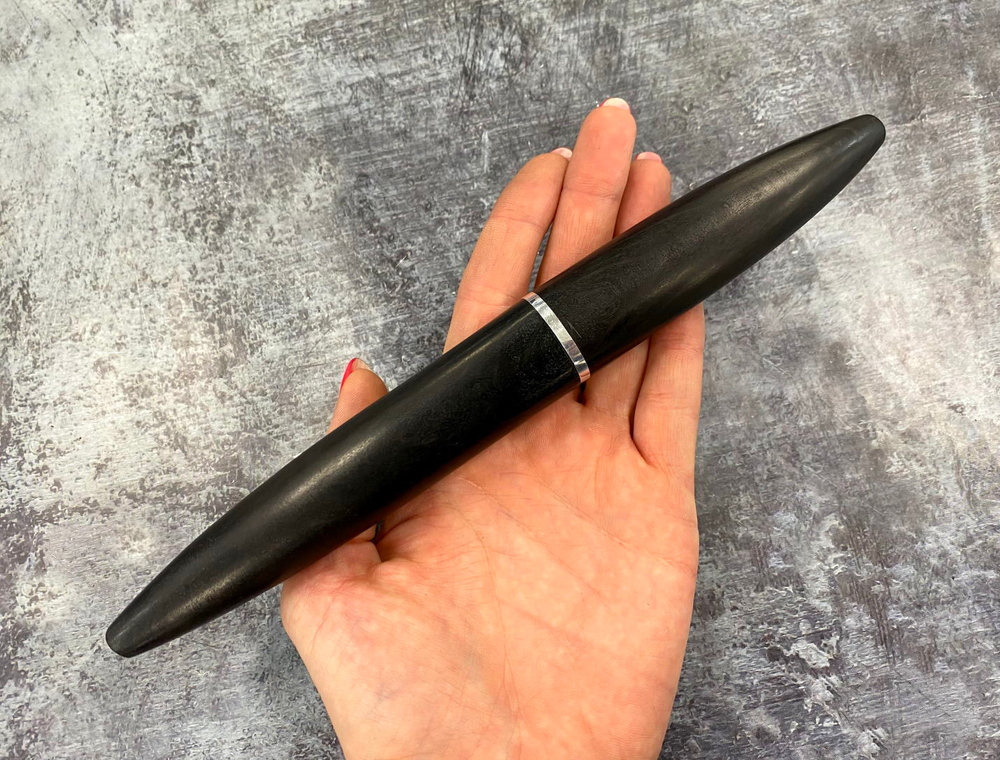 Дамский стилет 1, кованая Х12МФ, черный граб