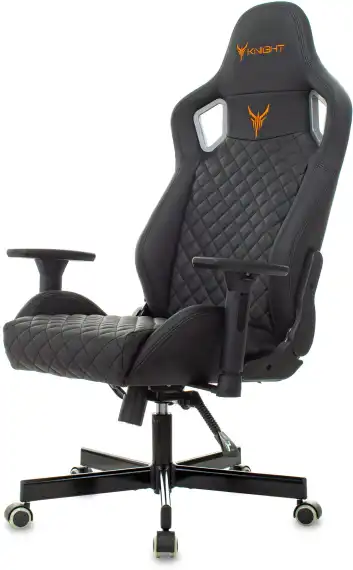 Кресло игровое Knight Outrider черный ромбик экокожа с подголов. крестов. металл