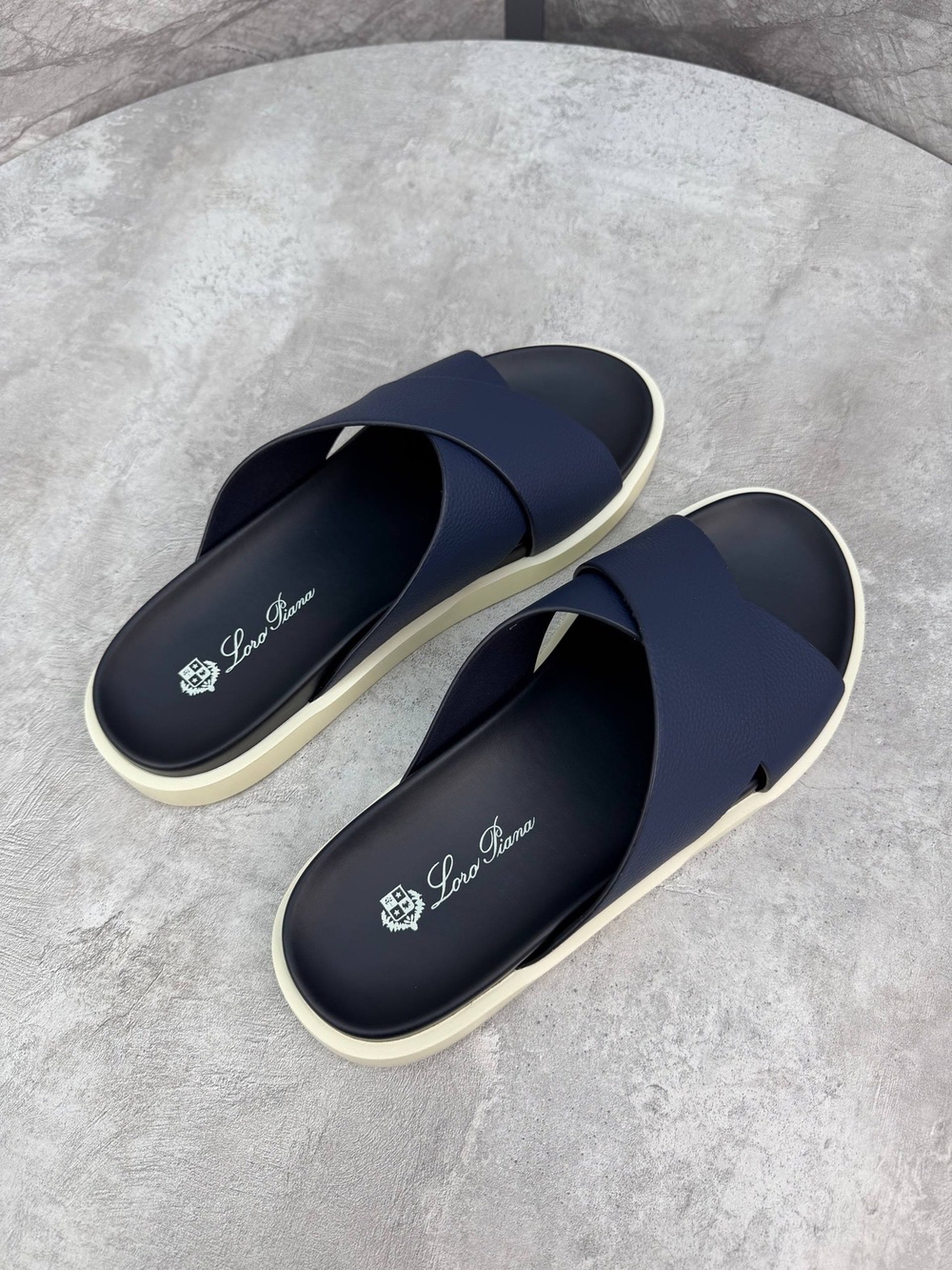 Шлепанцы Loro Piana