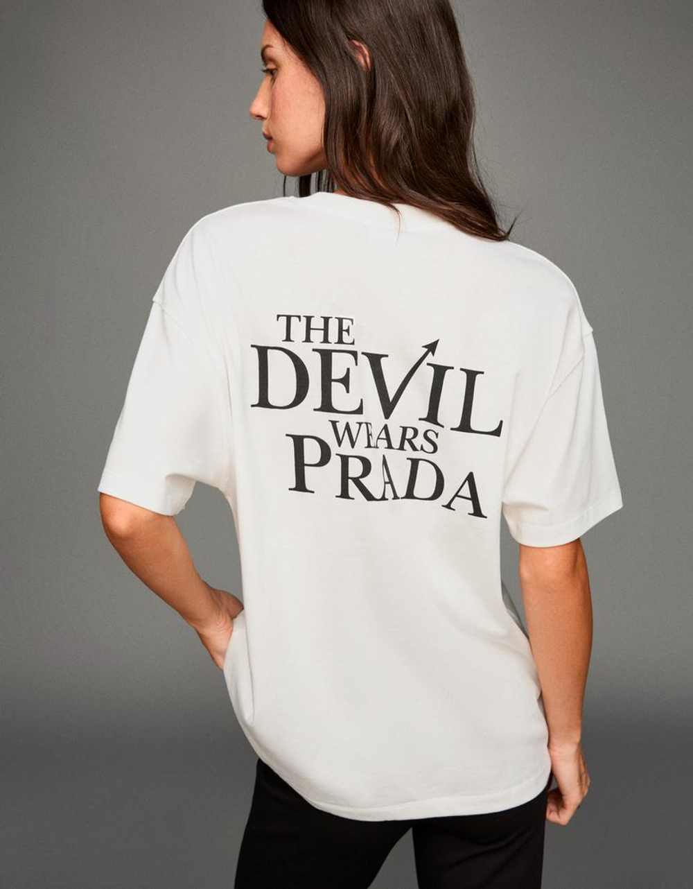 BERSHKA Футболка с коротким рукавом и принтом The Devil Wears Prada, белый