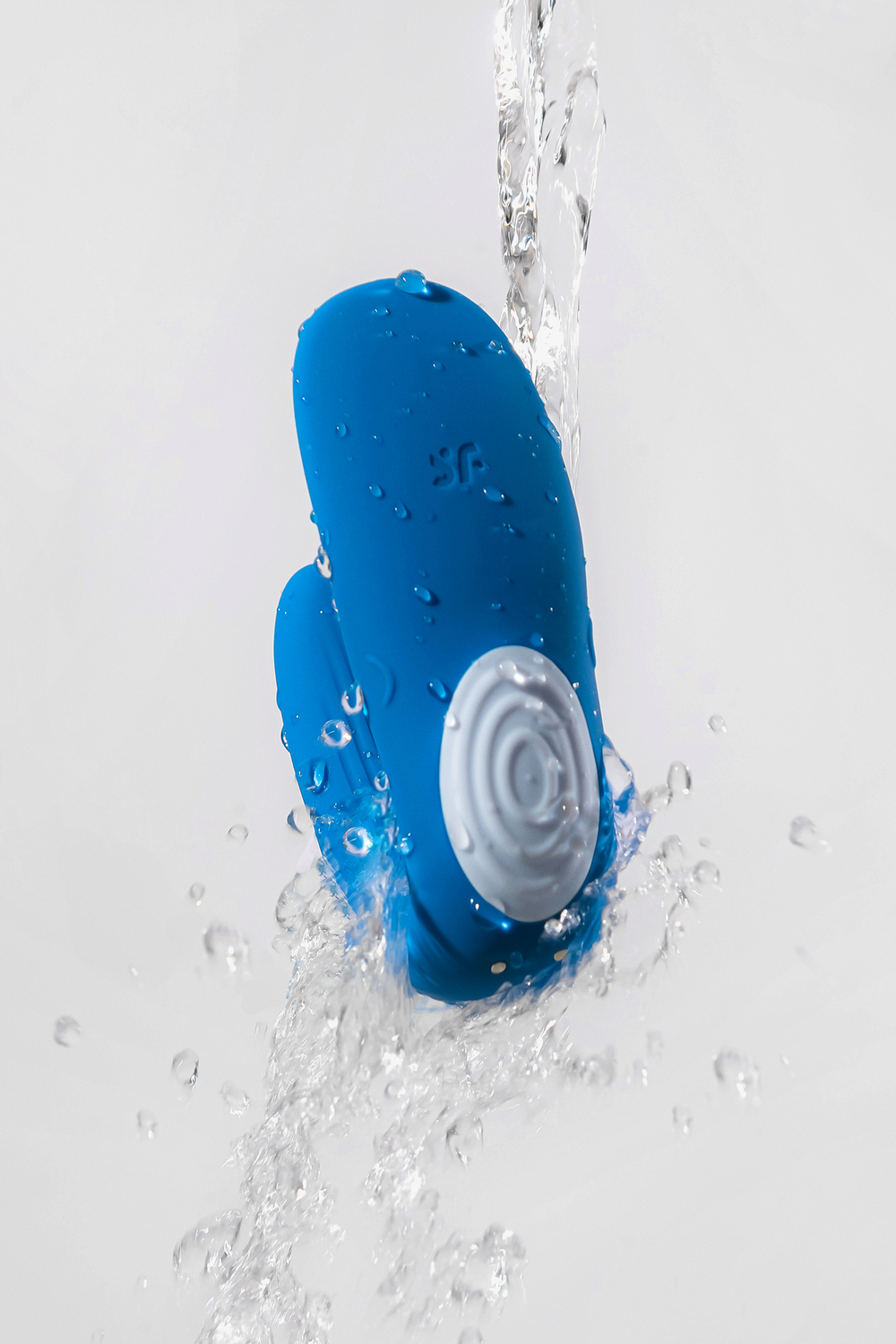 Многофункциональный стимулятор для пар Satisfyer Partner Whale голубой