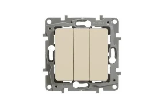 Выключатель Legrand Etika 3-клавишный слоновая кость 27384