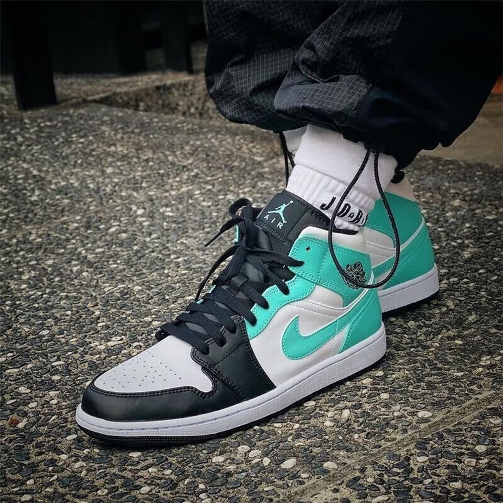 Jordan 1 Mid Tropical Twist Igloo GS