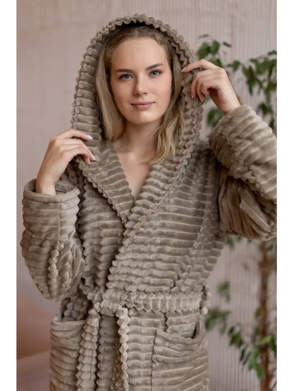 Халат теплый с капюшоном