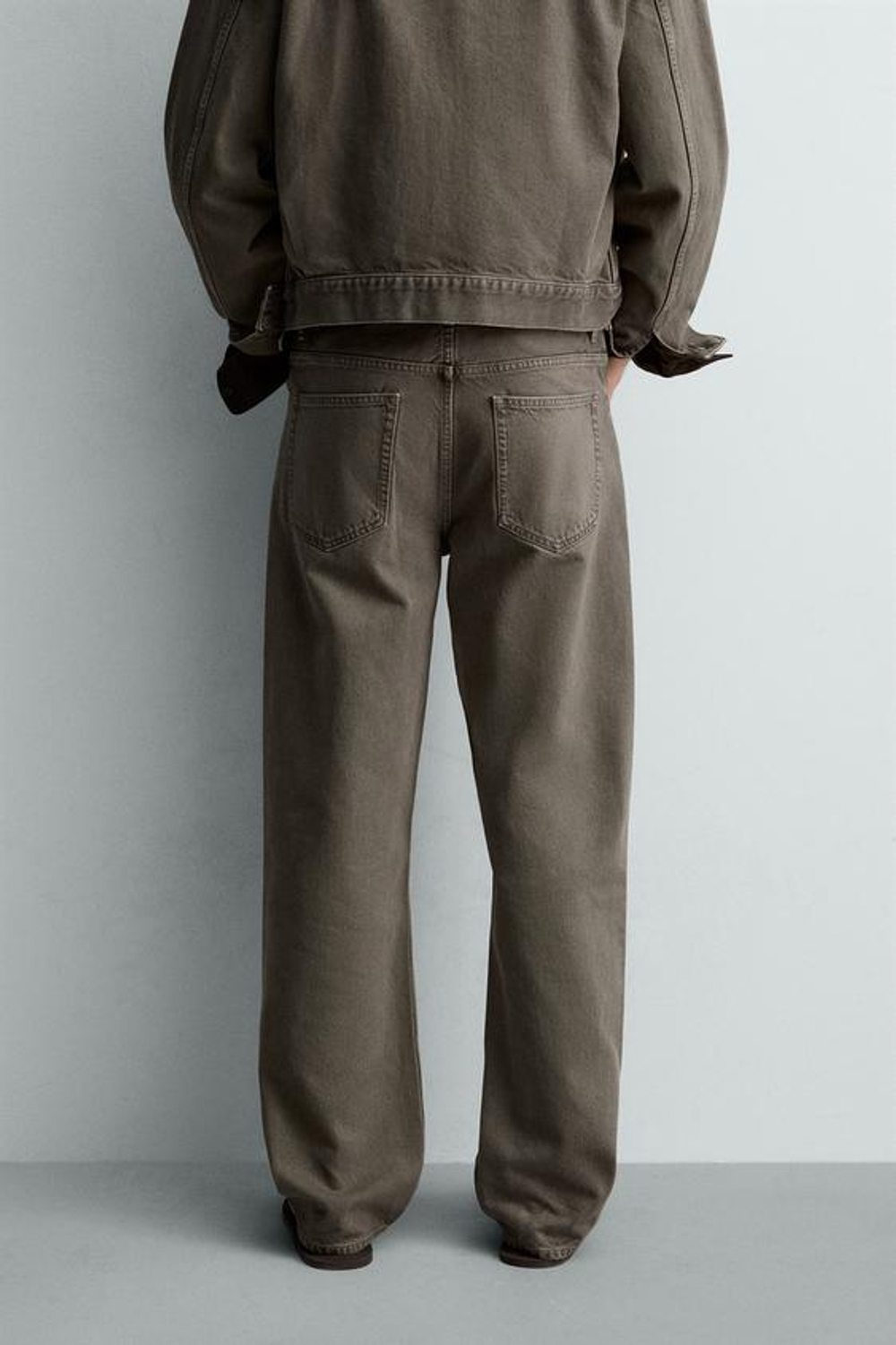 ZARA ДЖИНСЫ STRAIGHT FIT, ЗЕЛЕНЫЙ/СЕРЫЙ