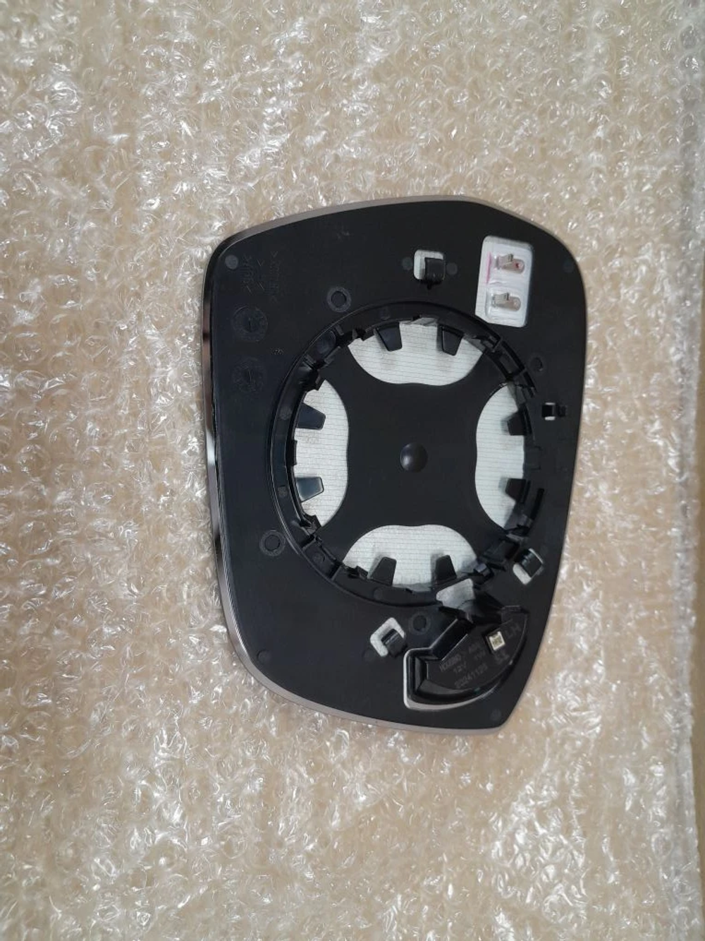 элемент зеркальный левый Geely Coolray/Coolray New orig 6017076300