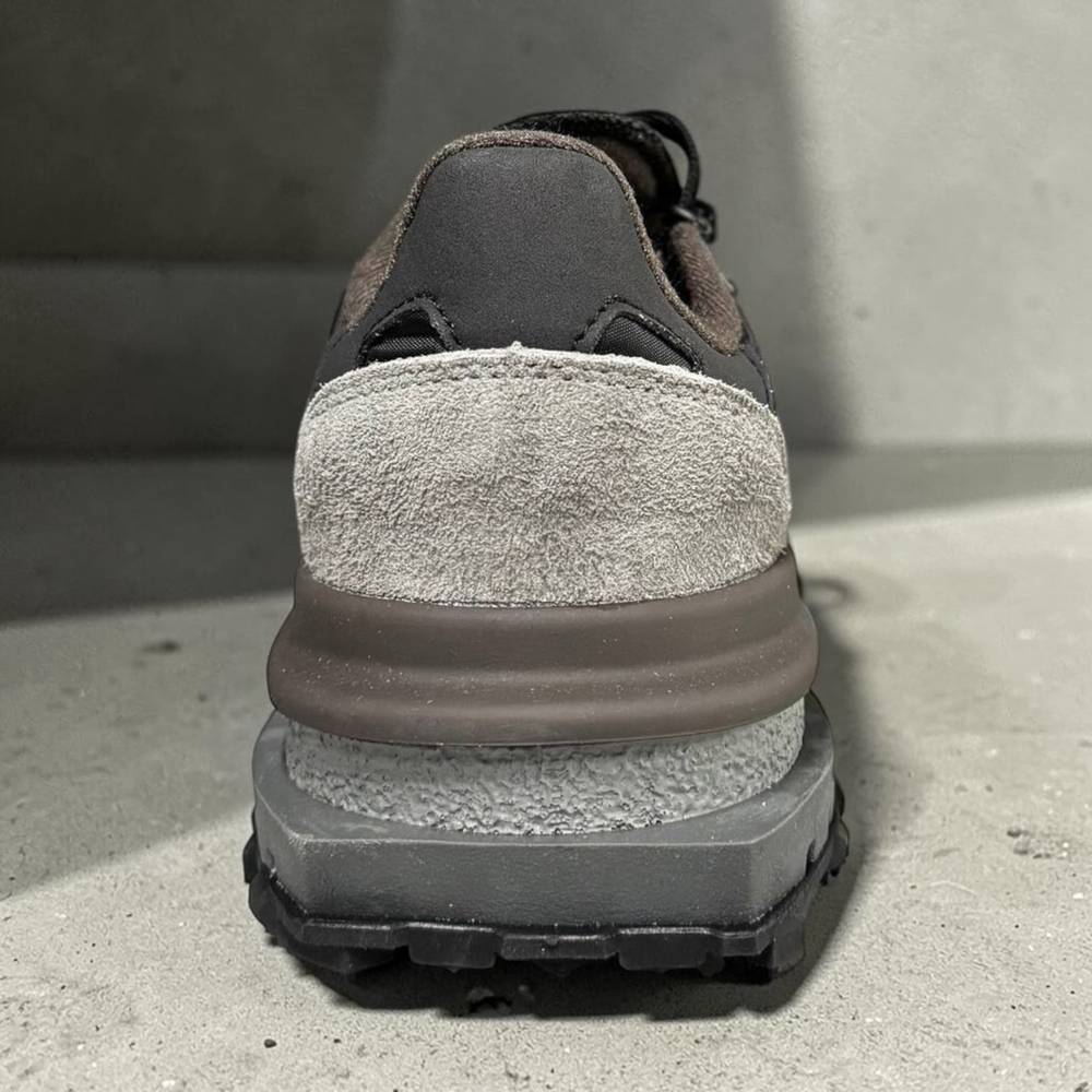 Lacoste ELITE ACTIVE 223 • Black Brown