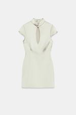 АТЛАСНОЕ МИНИ-ПЛАТЬЕ С ВЫРЕЗОМ — ZARA