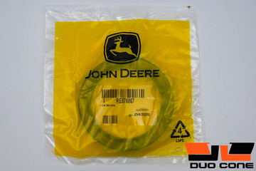 Армированная манжета (Сальник) John Deere  RE576867