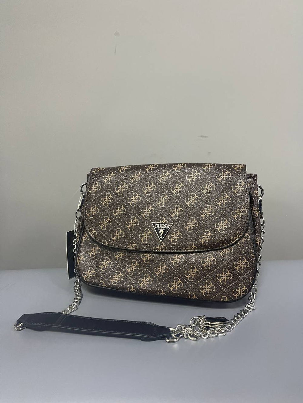 Сумка GUESS