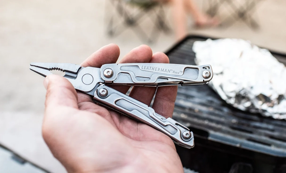 Мультитул LEATHERMAN REV 832130