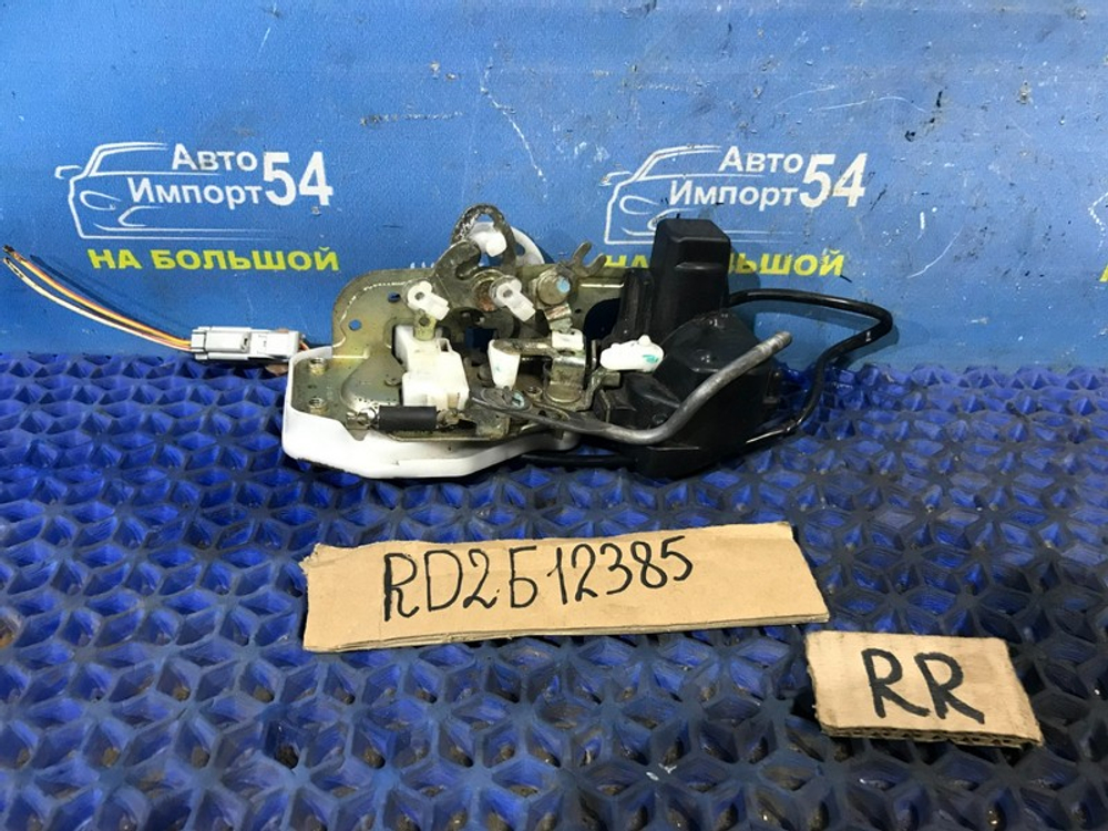Замок двери задней правой Honda CR-V 1995-2001