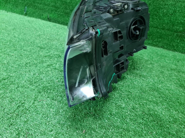 Фара правая BMW 7er G11 G12 (2015-2019) Adaptive LED