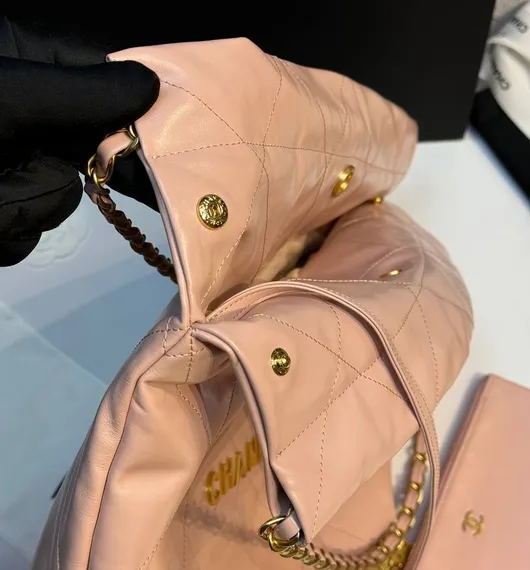 Сумка Chanel 22 розовый
