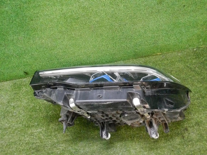 Фара левая BMW X7 G07 (2019-2022) Laser Light