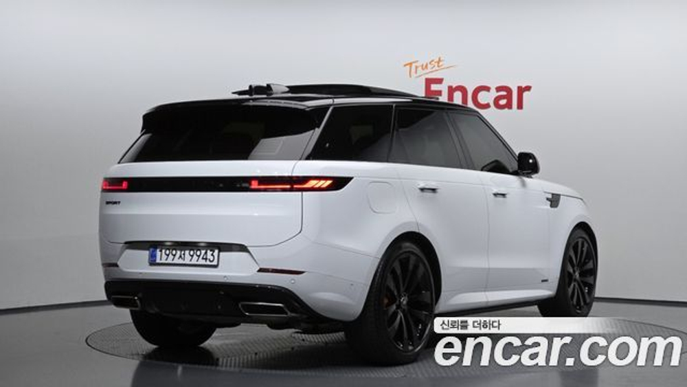 Land Rover Range Rover Sport P400 AB — 2025
