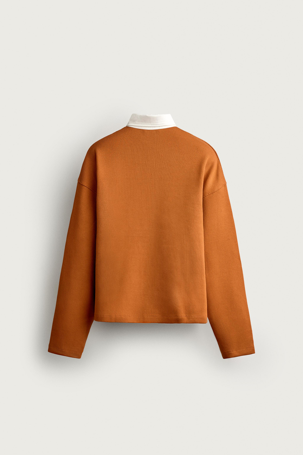 ПОЛО С ВАФЕЛЬНОЙ СТРУКТУРОЙ И КОНТРАСТОМ — ZARA