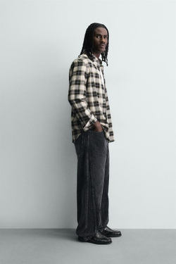 ZARA ВЕЛЬВЕТОВЫЕ БРЮКИ BAGGY FIT СО СМЕЩЕННЫМИ ШВАМИ, ЧЕРНЫЙ