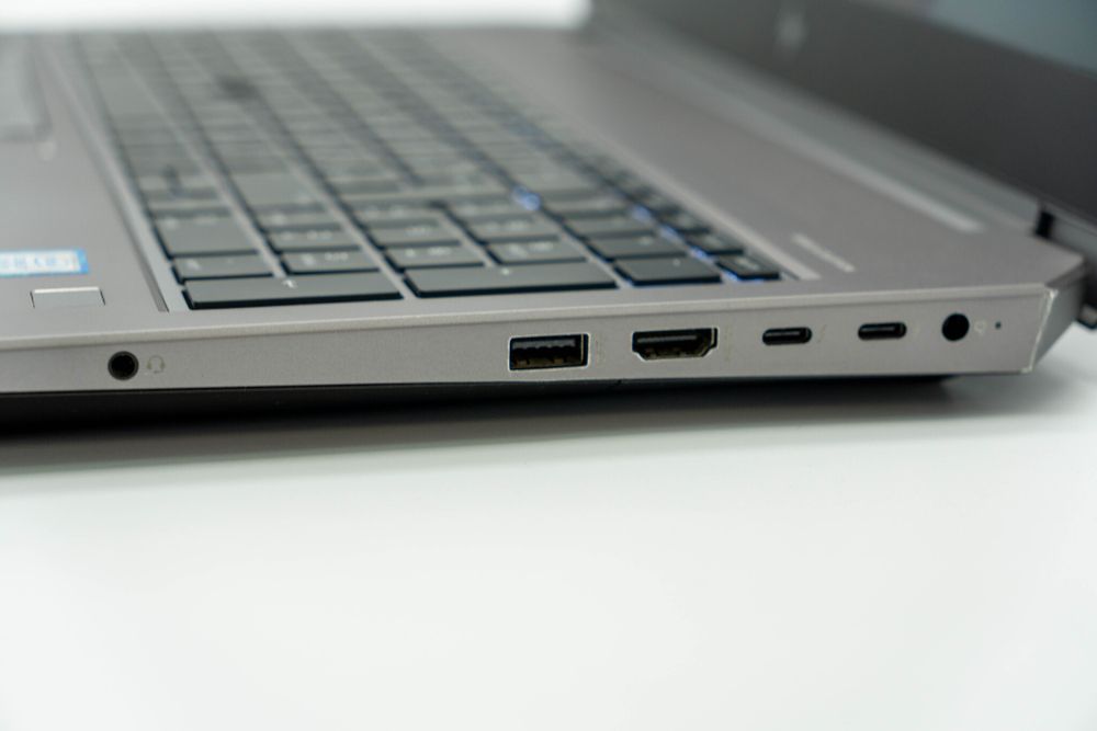 Ноутбук HP ZBook 15 G6 ( i7-9750H / Quadro T1000 )