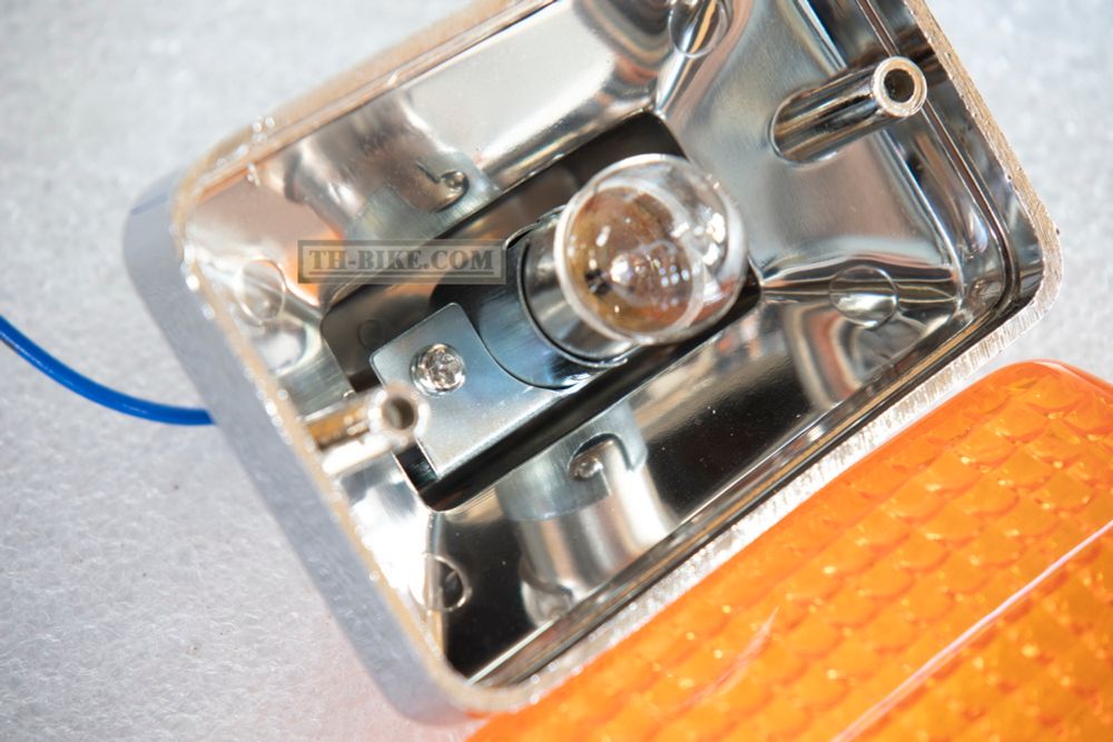 Turn light C50-70-90, Front (L + R) one pair set. Copy. Made in Thailand