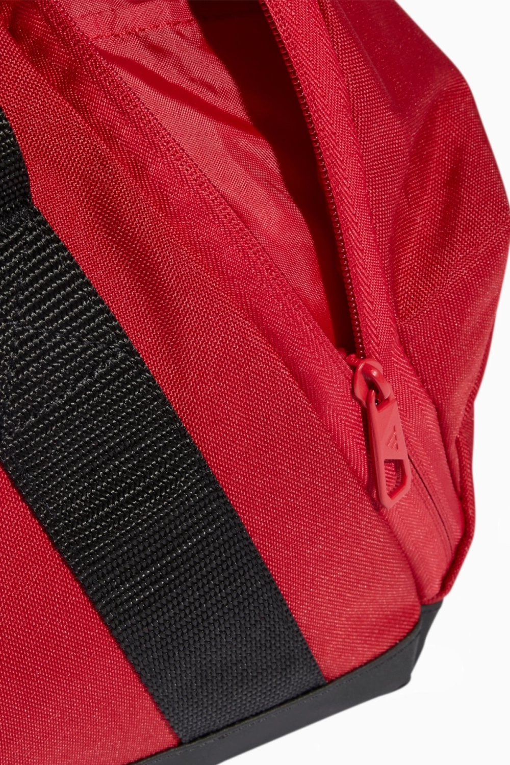 Сумка спортивная adidas Tiro Dufflebag S - красный