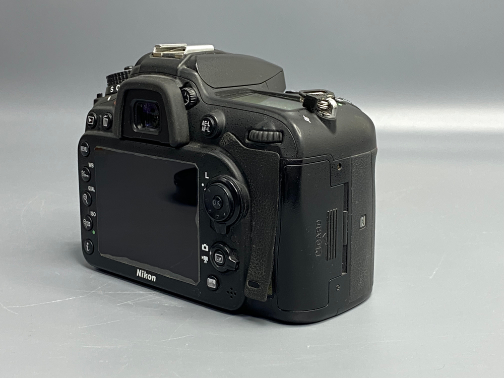 Nikon D7200 Нерабочий.