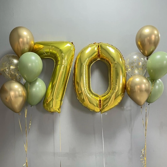 Универсальная композиция — 80 лет