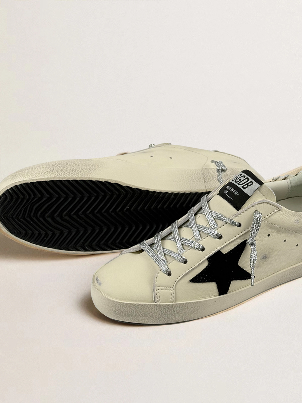 Super Star with black star and zebra heel tab