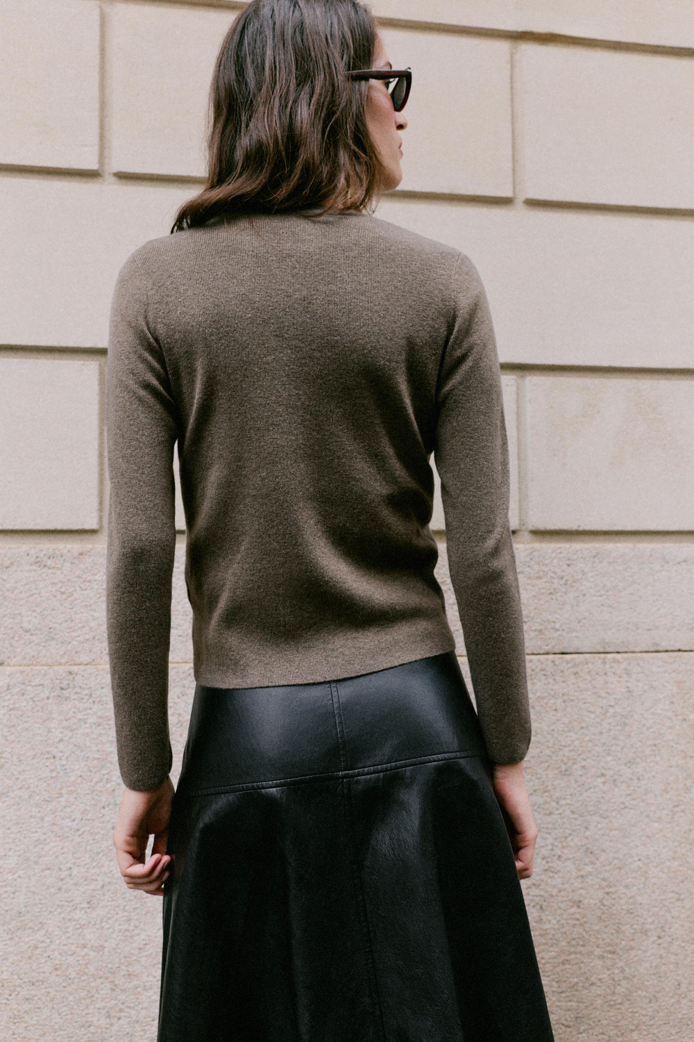 МЯГКИЙ ТРИКОТАЖНЫЙ СВИТЕР — ZARA