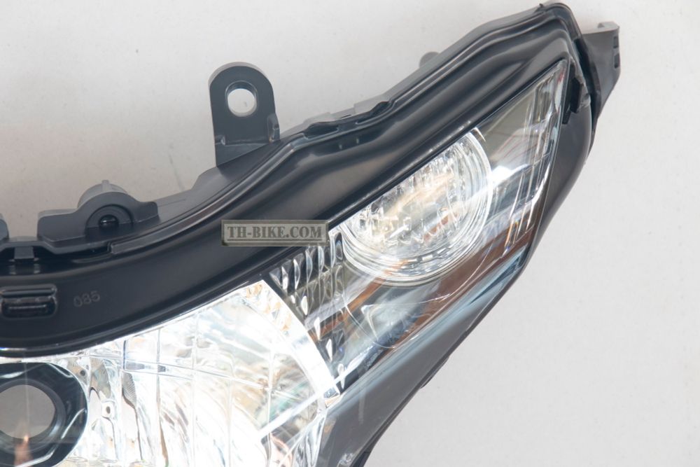 Copy 33103-KPP-T01 (33103-KTY-H51, 33110-KYJ-881 33110-KYJ-901) , HEADLIGHT UNIT COMP. Honda CBR125-150-250. CTX700