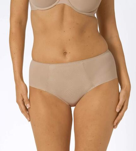 Трусы женские Triumph Essential Minimizer Hipster бесшовные