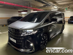 Toyota Alphard 2.5 HEV Executive AWD — 2025