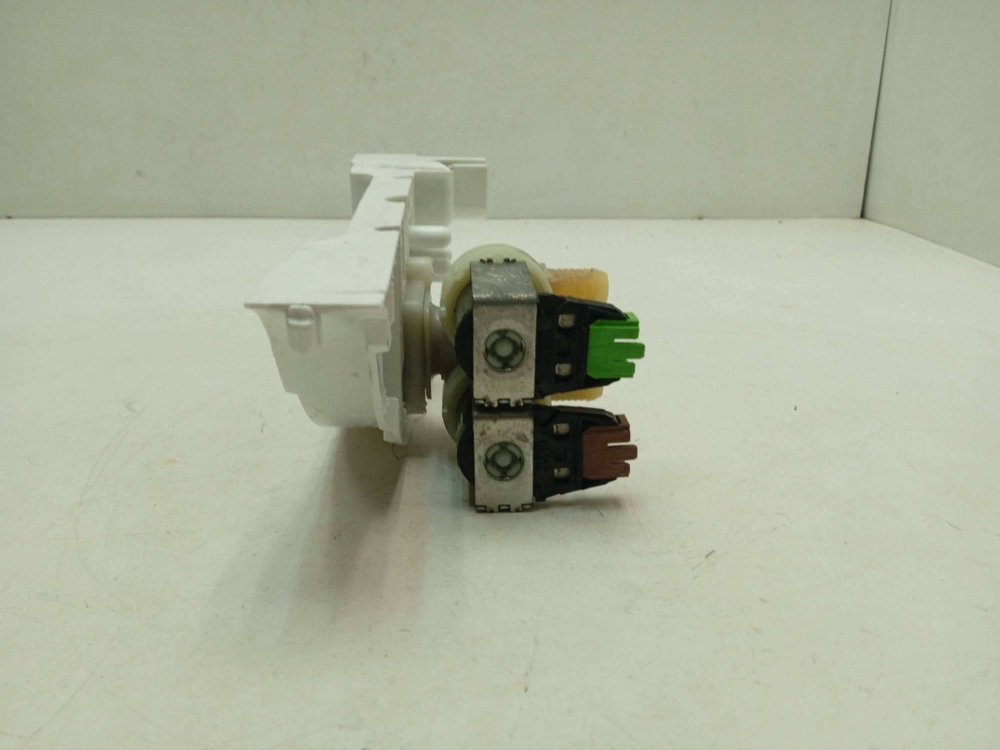 ZWP582 кт166 Панель с клапаном подачи воды для стиральной машины Zanussi ZWD7105 б/у