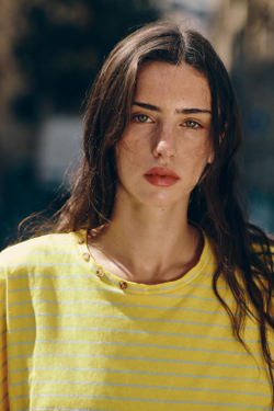 ZARA ФУТБОЛКА В ПОЛОСКУ ИЗ ХЛОПКА И ЛЬНА, ЖЕЛТЫЙ