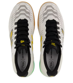 Meskie buty tenisowe New Balance Fresh Foam X CT-Rally v2 - white/metallic gold