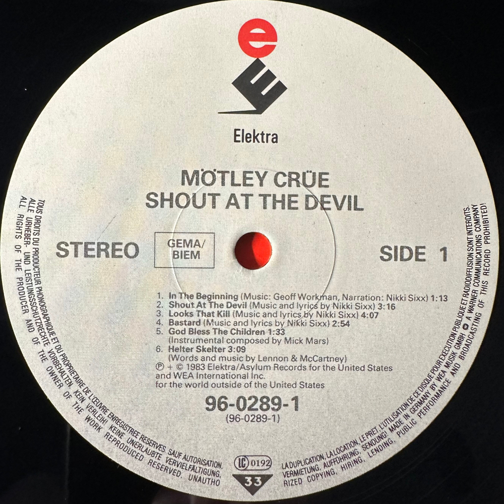 Motley Crue - Shout At The Devil (Германия)