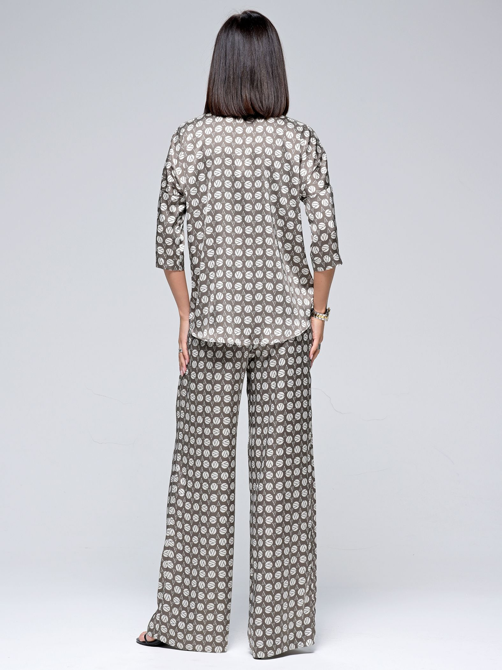 Костюм летний шелковый "ART SILK", 713.9054.06.08, цвет мокко диск