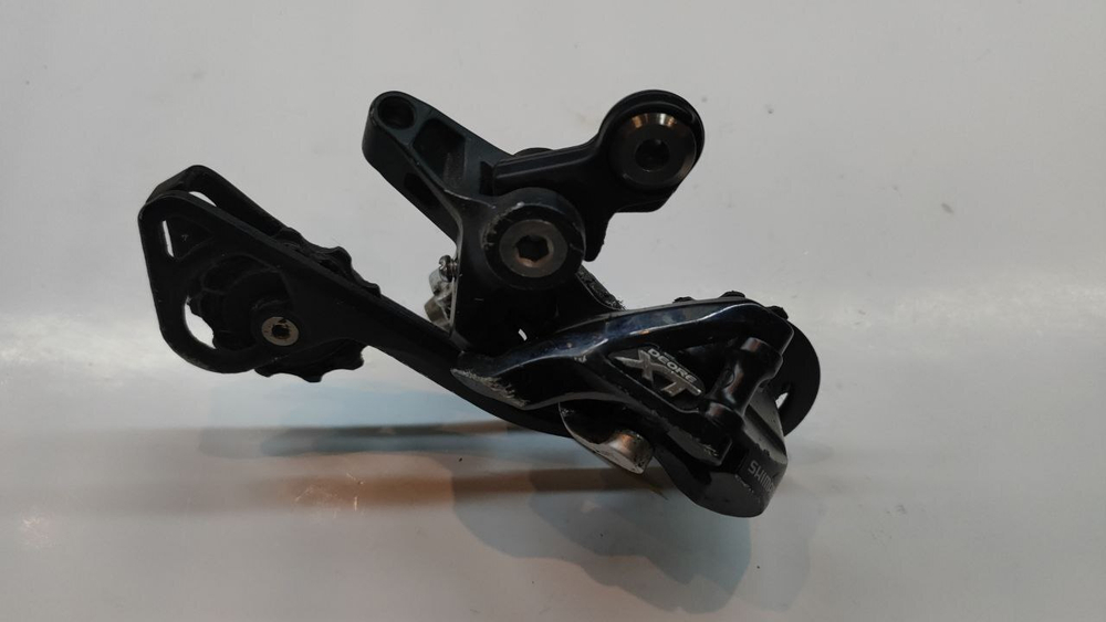 Переключатель на велосипед Shimano Deore XT RD-M781 (задний) z0094