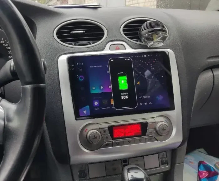 Магнитола для Ford Focus 2 2004-2011 (климат, рамка серебро) - Teyes CC3-2K монитор 9.5" 2K QLED на Android 10, Быстрая, CarPlay, 4G SIM-слот